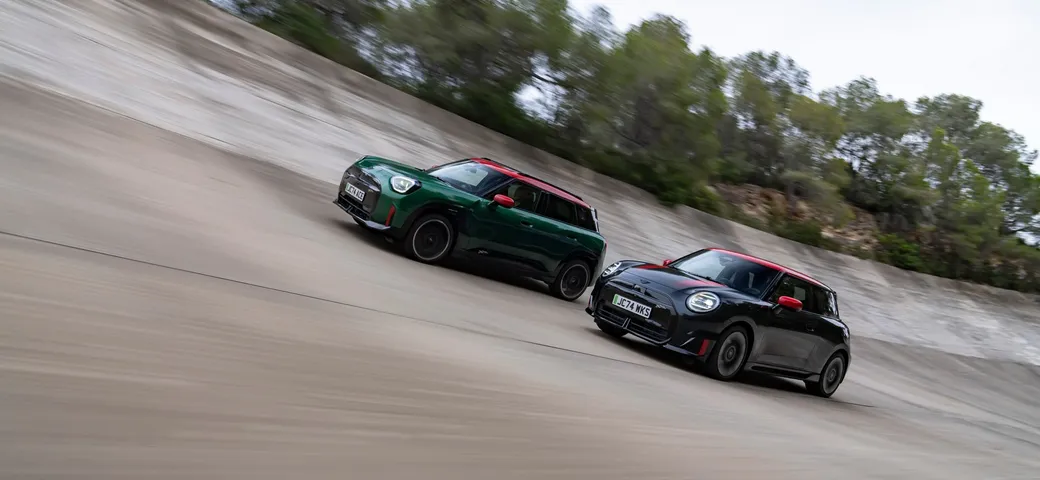 Nuove MINI John Cooper Works Electric e Aceman al Salone di Parigi