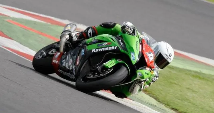 STK 1000, Nurburgring: Guarnoni primo anche nella Q1, La Marra 2°, Barrier 3°