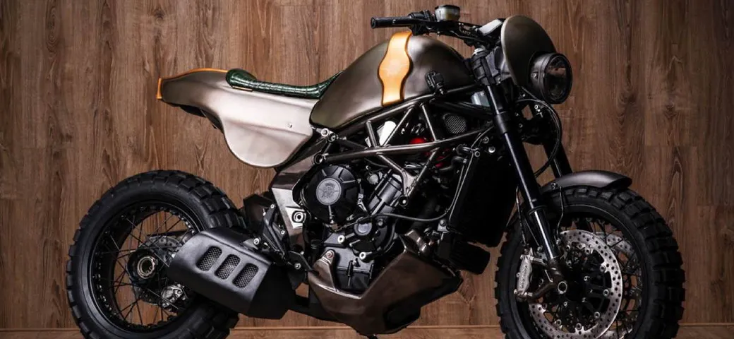 MV Agusta dei fratelli Pozatto in stile Mad Max