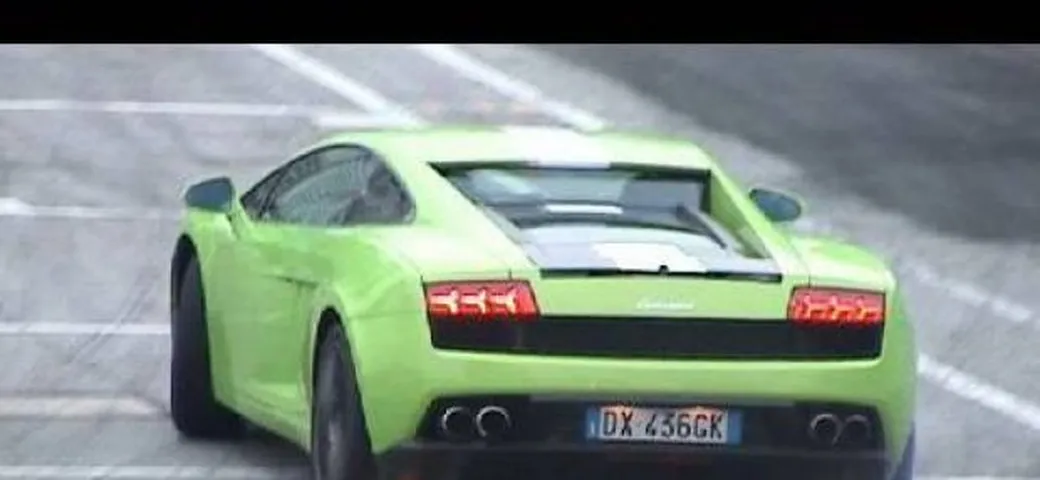 Lamborghini Gallardo: Valentino Balboni prova la versione LP550-2 a lui dedicata