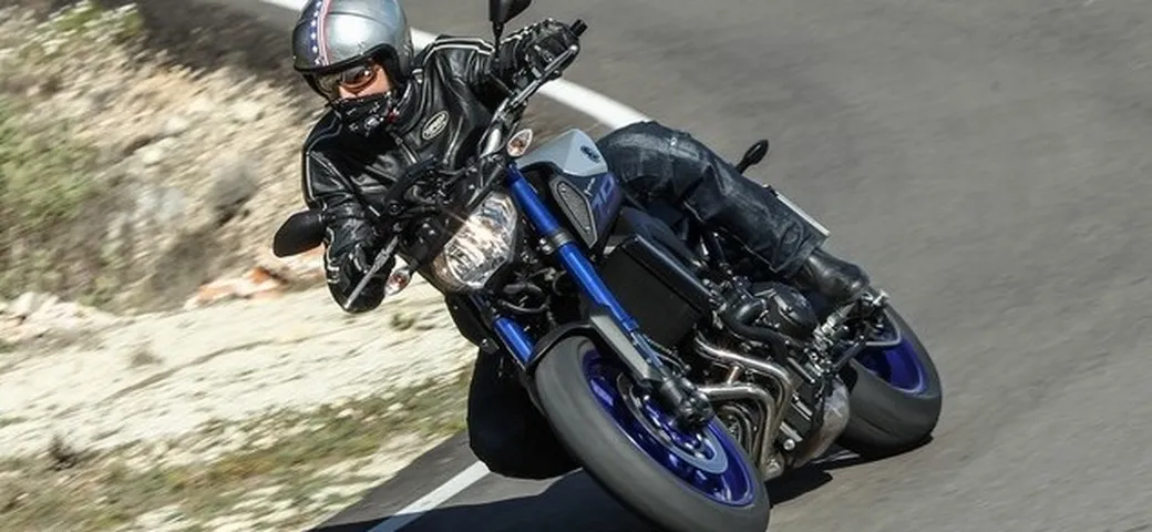 Yamaha MT-09 M.Y. 2016: primo contatto