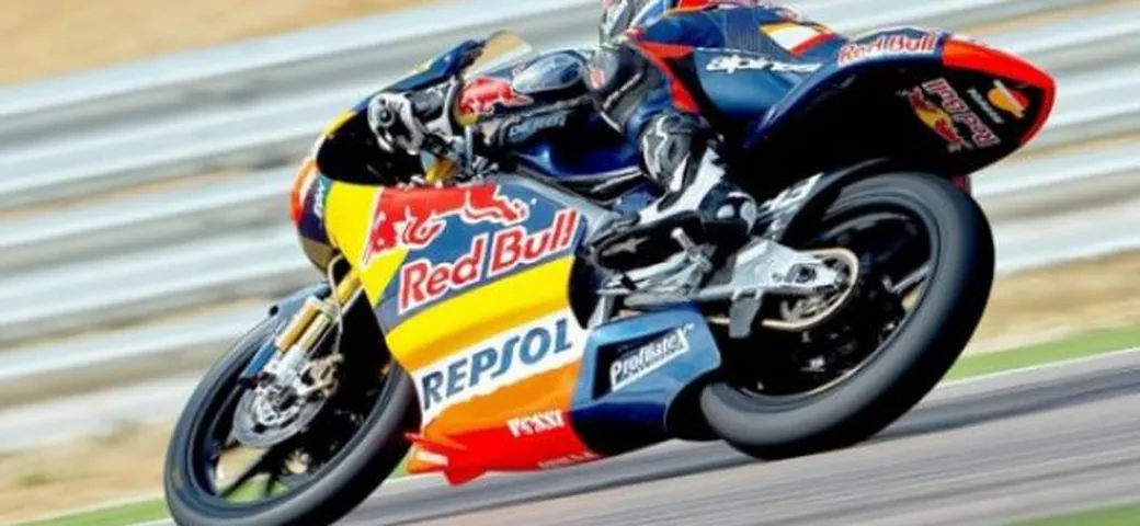 125: Marc Marquez è Campione del Mondo. A Valencia vince Bradley Smith