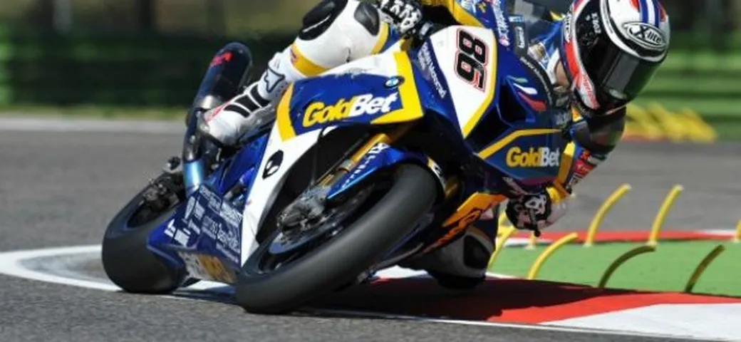 SBK, Imola: venerdì a fortune alterne per BMW Italia