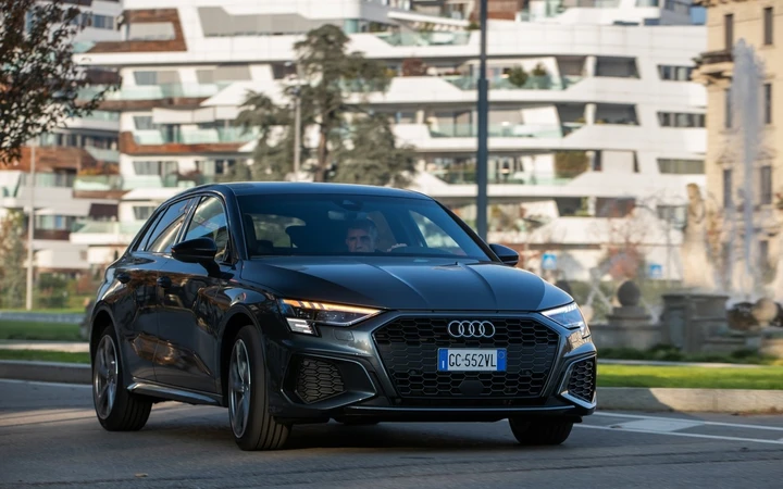 Audi A3 Sportback TFSI e: prova della ibrida plug-in
