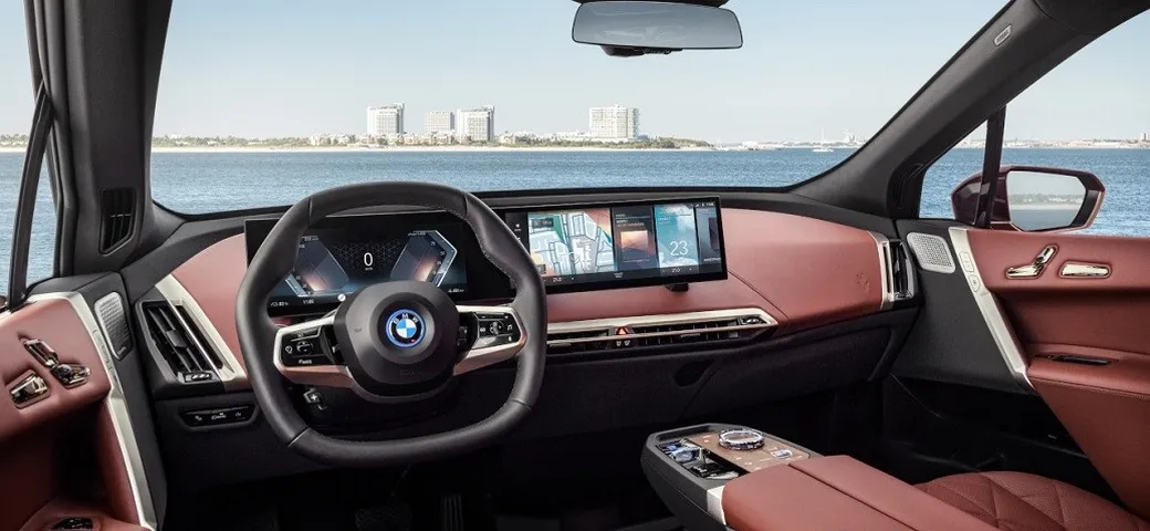 Bmw iDrive 8: ecco l’ottava generazione dell’infotainment intelligente