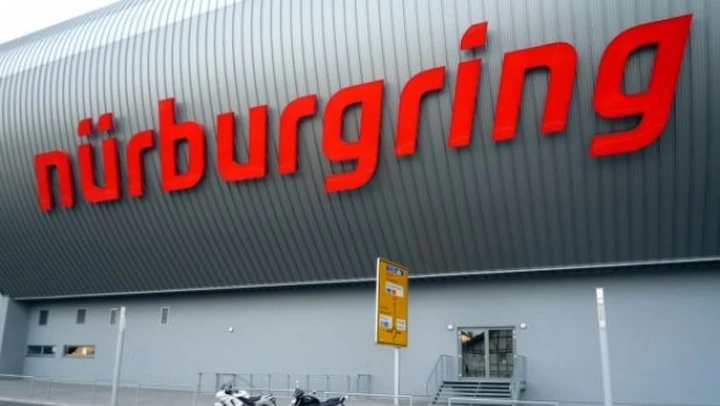 Foto del giorno: in viaggio al Nurburgring