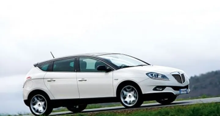 Lancia Delta: scendono le emissioni del 1.4 T-Jet 120 CV e del 1.6 MJT 120 CV
