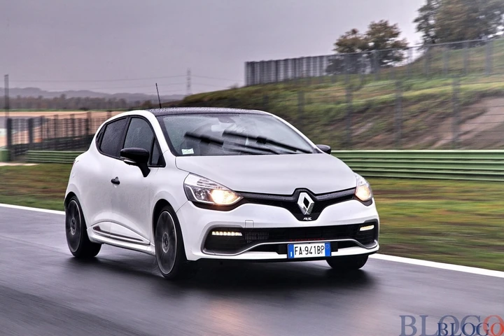 Street price: i prezzi e gli sconti reali su Renault Clio praticati dai Concessionari