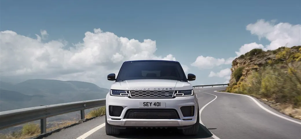 Range Rover Sport 2018: arriva il motore ibrido plug-in