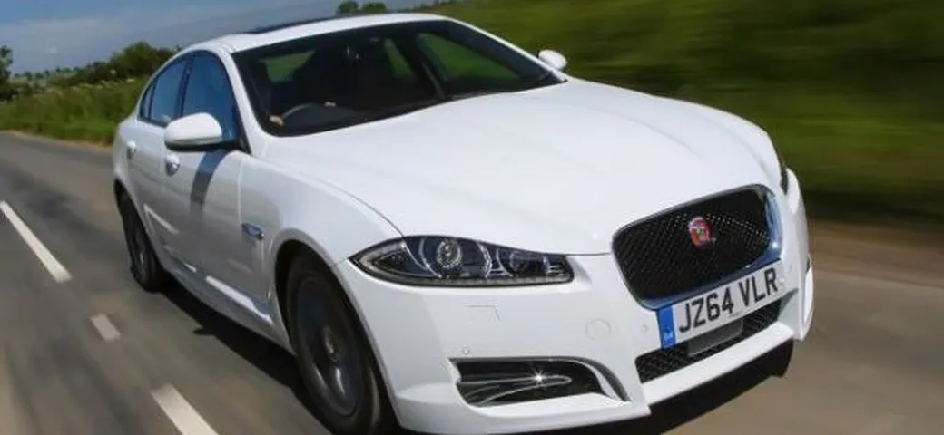 Per la Jaguar XF arriva la nuova versione R-Sport Black