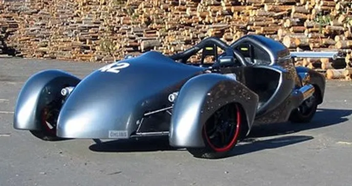 Tre e quattro ruote per il motore GSX-R