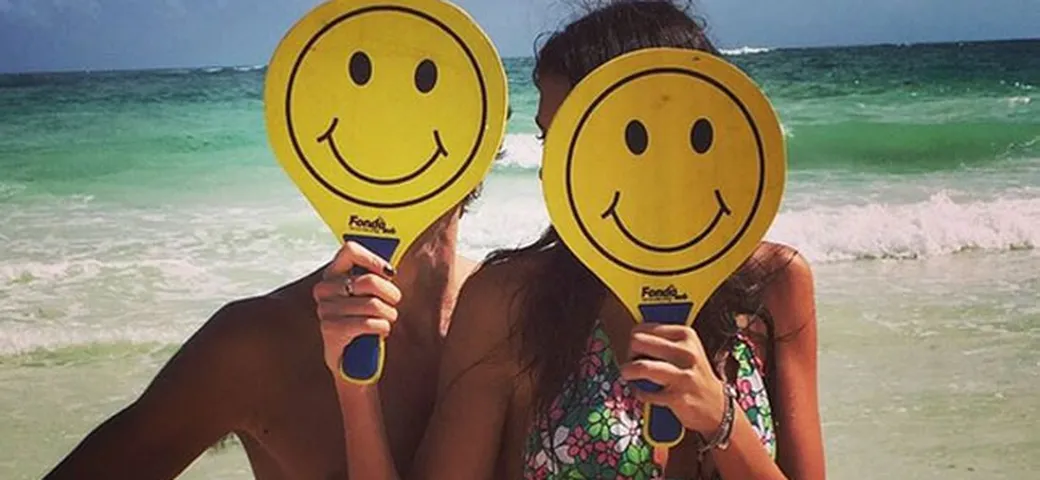 Per Rossi e la Morselli è tempo di selfie in spiaggia