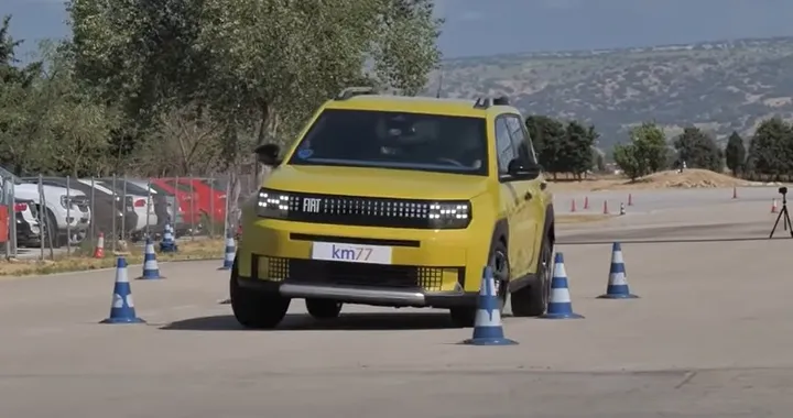 Fiat Grande Panda alle prese con il test dell’alce: com'è andata