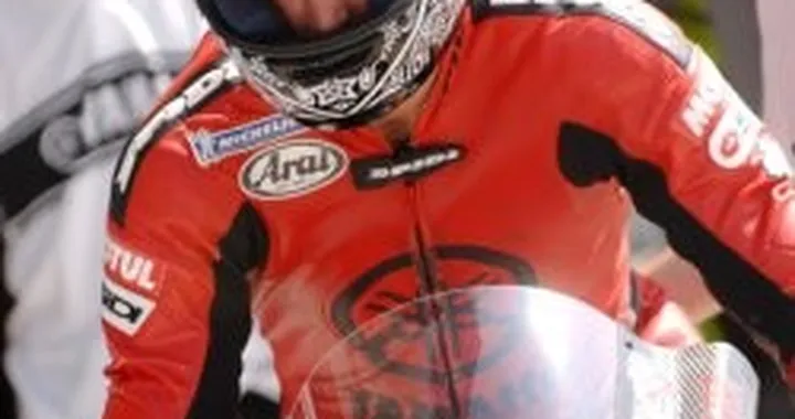 La Yamaha si conferma: Edwards davanti a Rossi