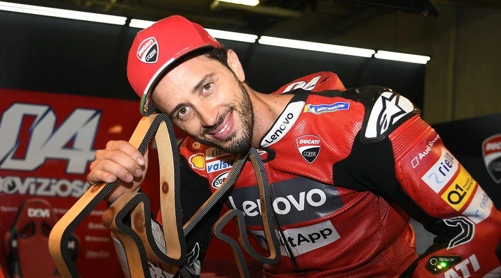 MotoGP, Dovizioso sulla Yamaha del team Petronas, al fianco di Rossi