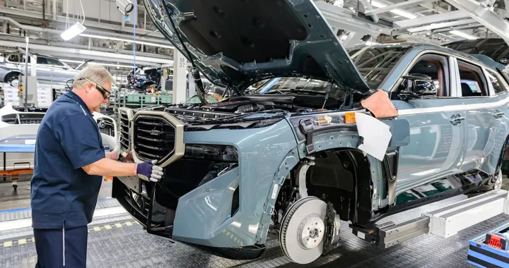 BMW utilizza l'intelligenza artificiale per ridurre i costi di produzione