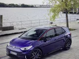 Volkswagen ID.3 GTX Fire+Ice, edizione limitata che omaggia la Golf anni '90