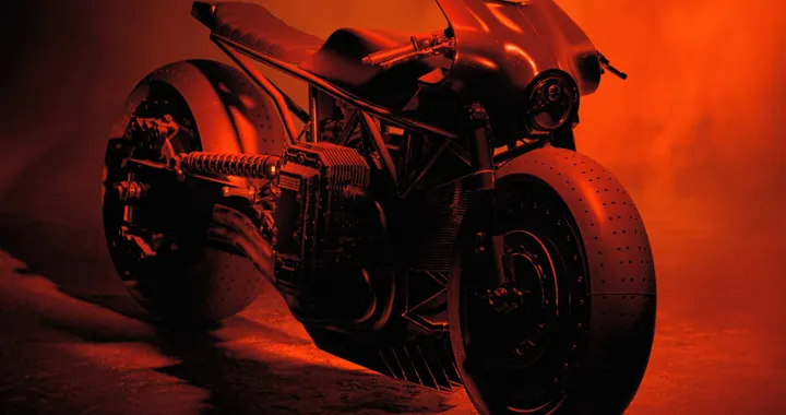 The Batman: come una Honda degli anni '80 è diventata la moto di Bruce