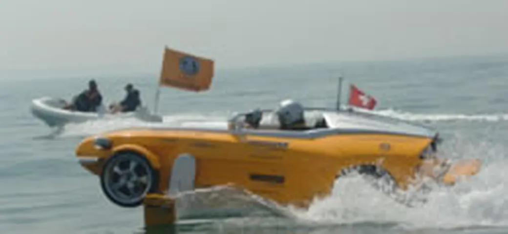 Anche la Rinspeed Splash attraversa la Manica