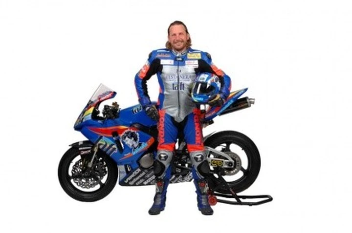 Tourist Trophy 2008 : il Team Vercarmoto pronto al via