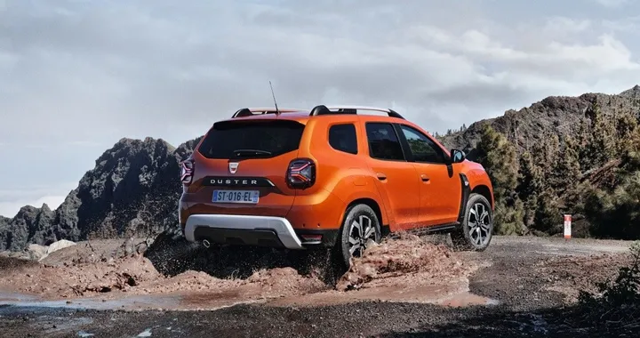 Dacia: la nuova tecnologia delle plastiche antigraffio e sostenibili
