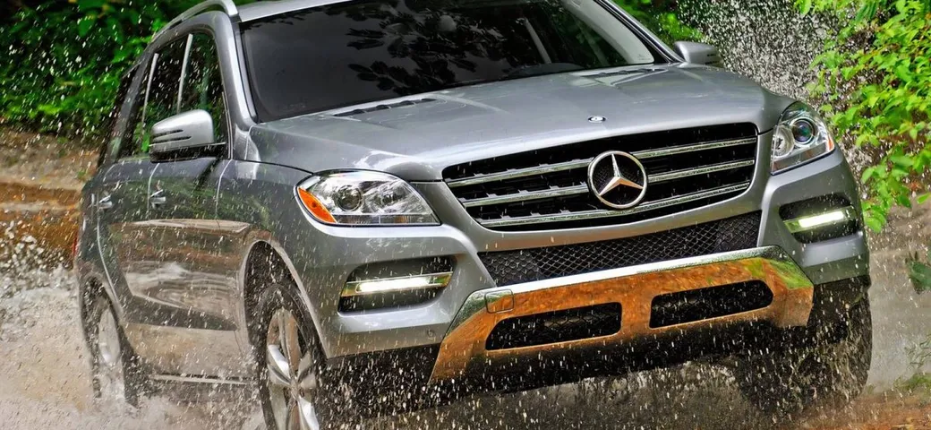 Mercedes-Benz M-Class: usato di lusso, ma conviene davvero acquistarlo oggi?
