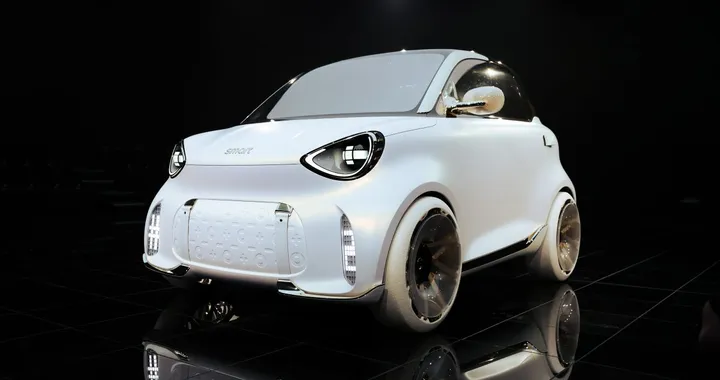 Smart #2 si svela al mondo, ecco la citycar EV da 300 km di autonomia