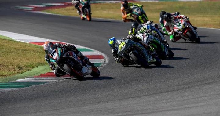 CIV: al Mugello Pirro fa doppietta. Spettacolo in Moto3