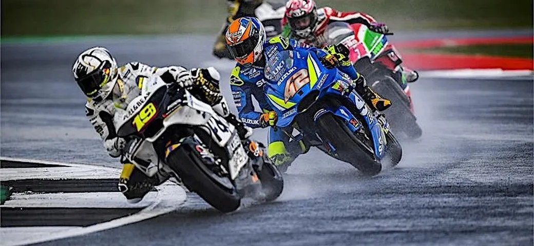Silverstone, non c’è sicurezza: salta la MotoGP. Vincono i piloti