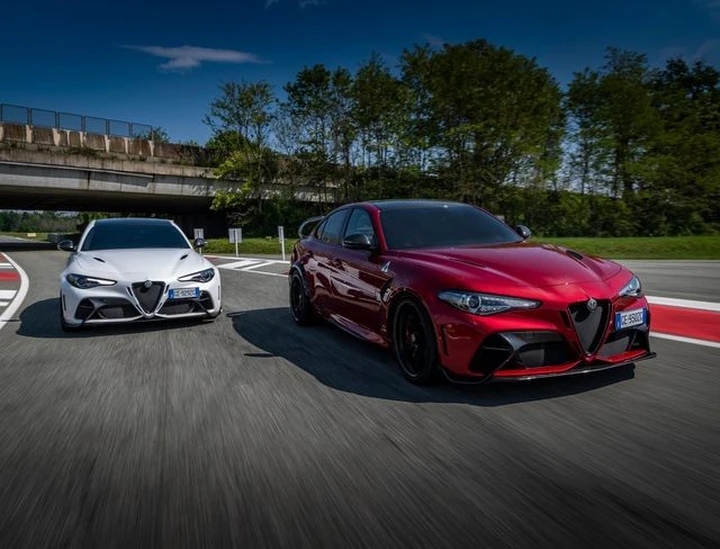 Alfa Romeo: dal 2027 i nuovi modelli saranno solo elettrici