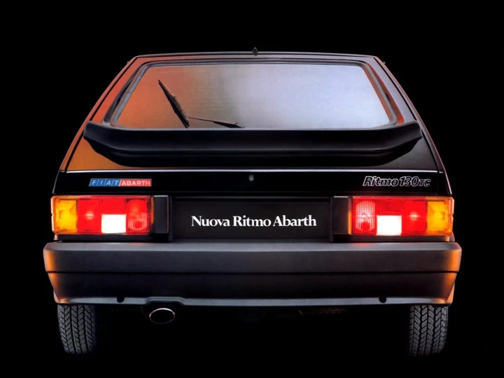 La compatta italiana che sfidò le supercar, è un mito anni '80