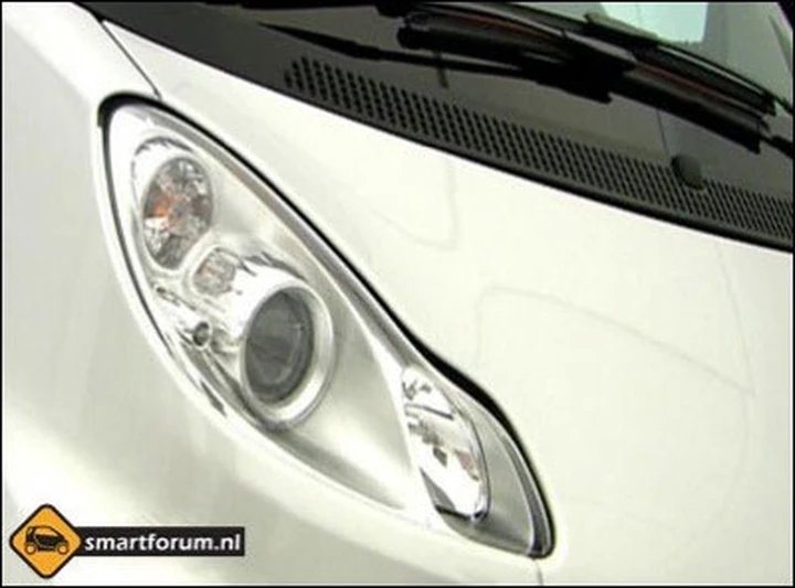 Nuova Smart ForTwo: prime foto
