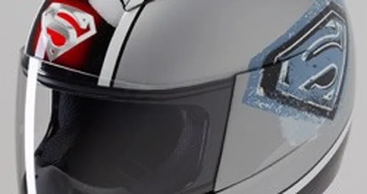 Nuova linea Superman di Suomy