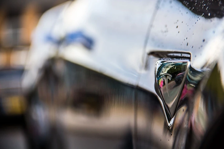 La misteriosa Tesla al Petersen Automotive Museum