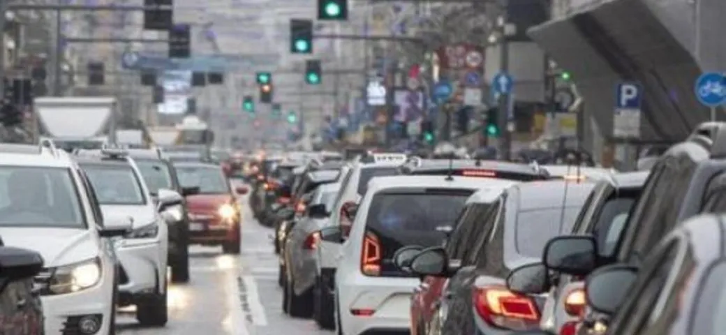Lombardia contro il blocco dei diesel Euro 5: una decisione controversa