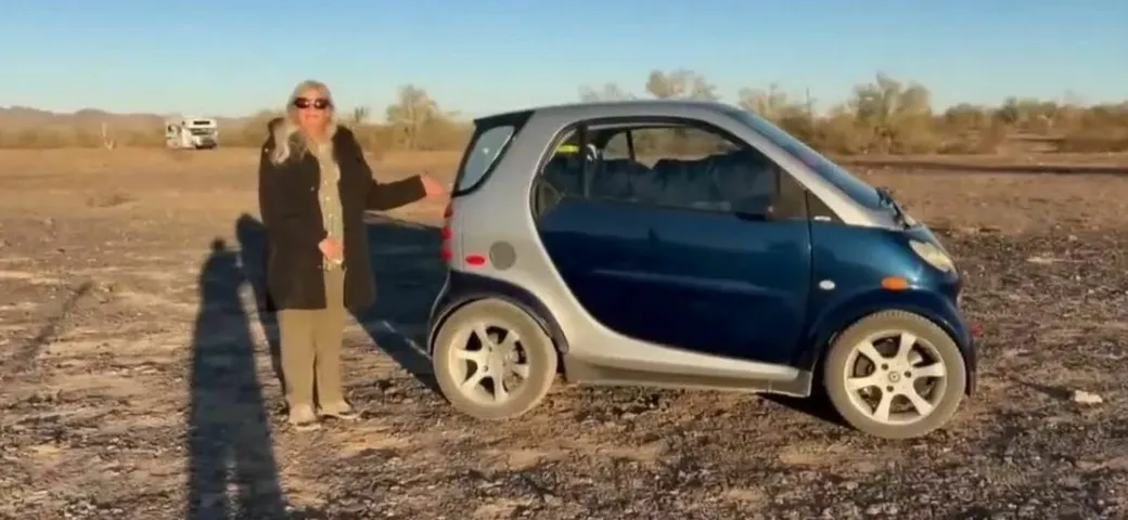 Vivere in una Smart ForTwo, una scelta fuori dal comune