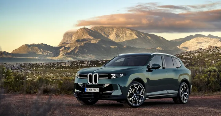 BMW X5 2026 cambia tutto: arriva anche la versione elettrica e l'idrogeno