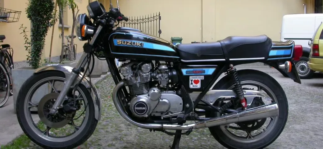 Suzuki GS 550 E del 1980: un gioiello d'epoca uniproprietario