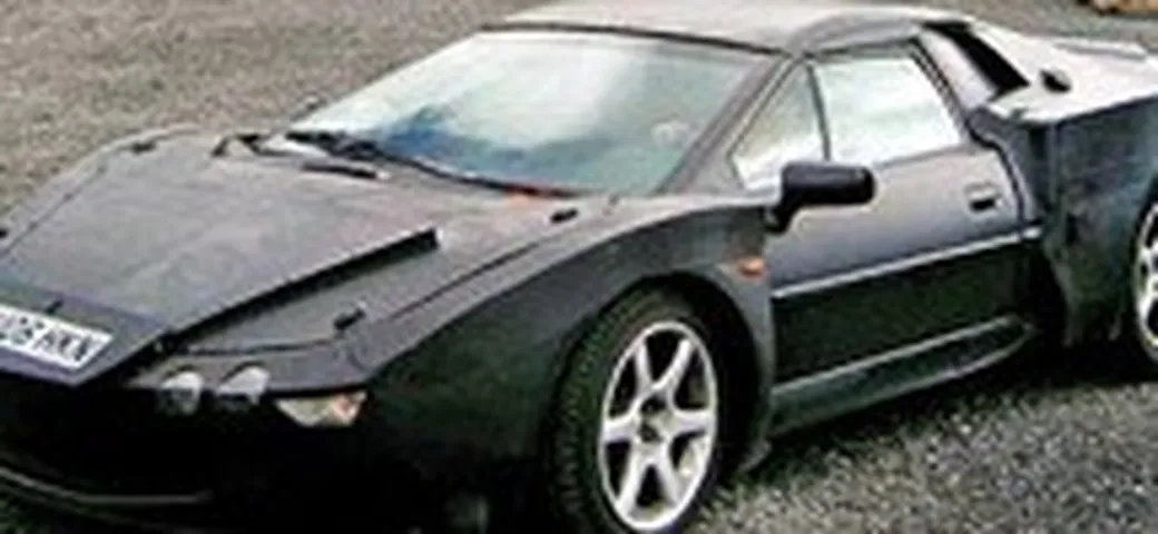 Lotus Esprit, foto-spia del muletto