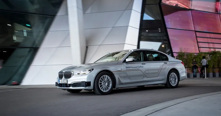 Guida autonoma: BMW Serie 7, prototipo per il livello 4