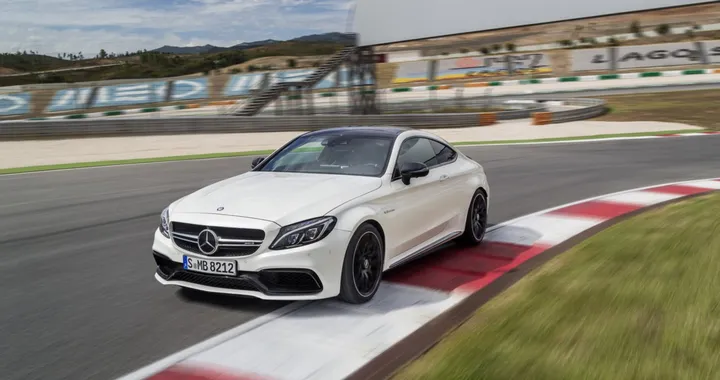 Nuova Mercedes-AMG C 63 Coupé [Video]