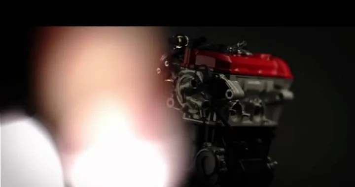 Husqvarna 900, ancora lui /video