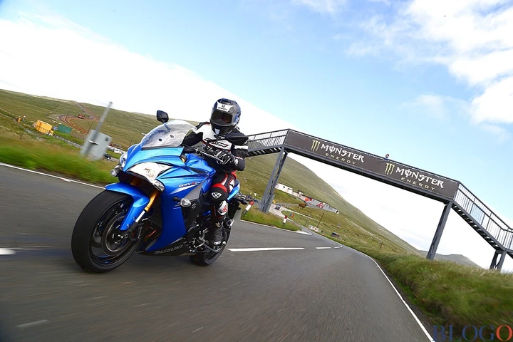 Suzuki GSX-S 1000 F: la prova su strada [Video]