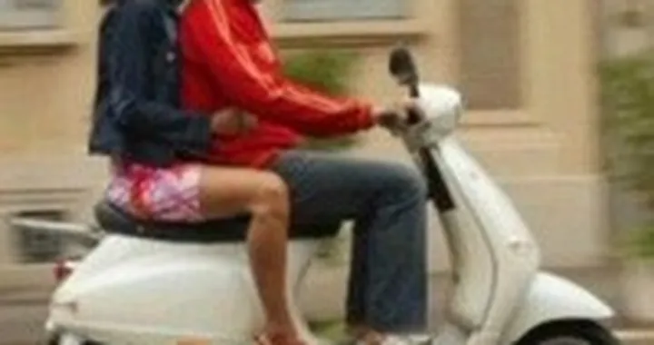 Niente più confisca con il casco slacciato