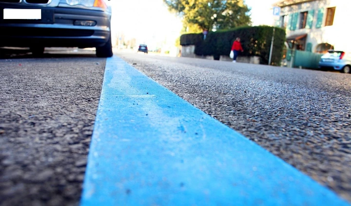 Strisce blu a Roma: raddoppia la tariffa per la sosta in centro