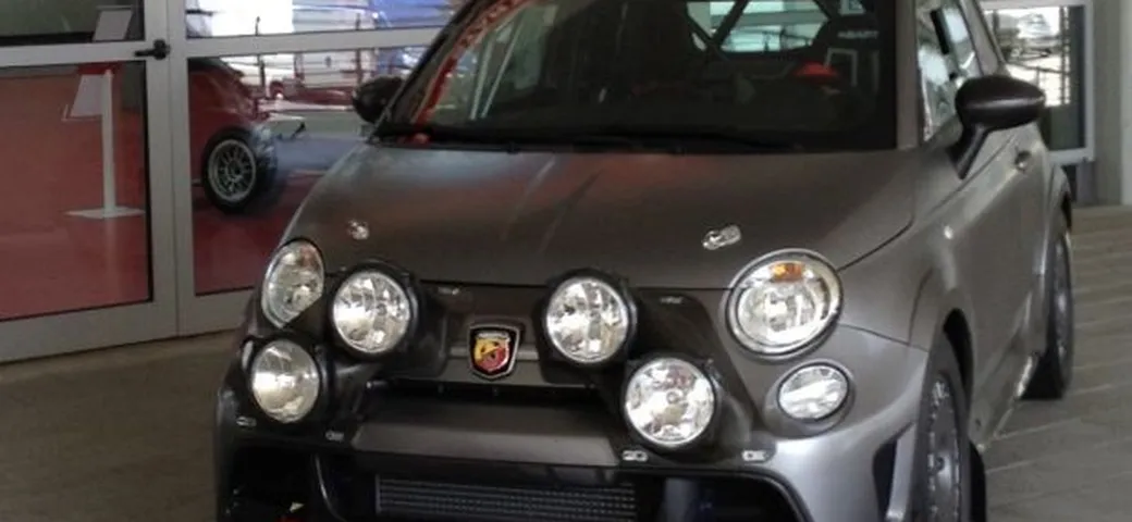 Abarth 695 Biposto R