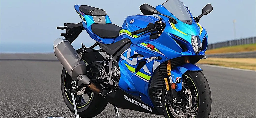 La Suzuki GSX-R1000 al Parco Valentino per il Salone di Torino