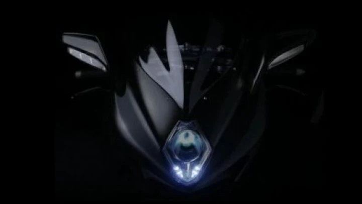MV Agusta F4 2010: spunta la foto del cupolino definitivo