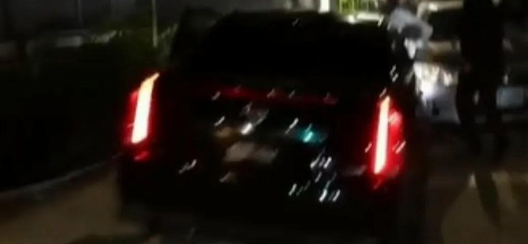 Drifting con la Chrysler: tragedia sfiorata [Video]