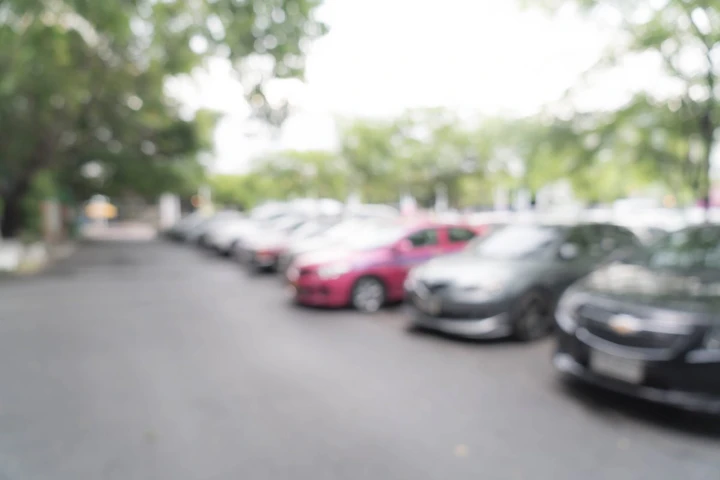 Carlo Giovanardi e l'Audi smarrita: un caso mediatico fuori controllo